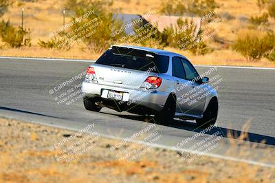 media/Nov-16-2024-Extreme Speed (Sat) [[6587d07cc4]]/Gold Group/Session 3 (The Bowl)/